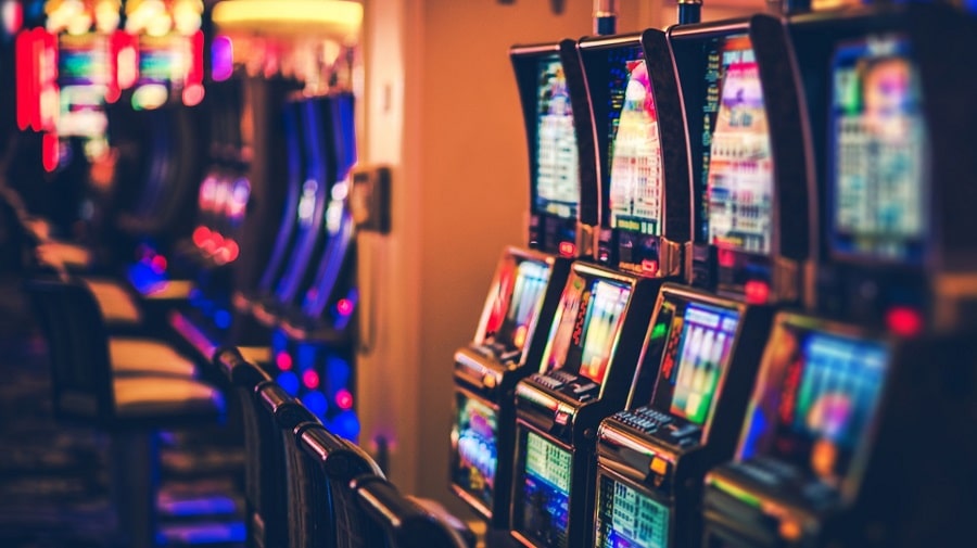 How to Play and Win at Slots